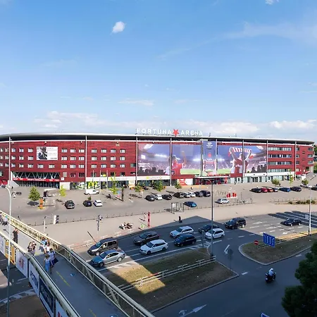 شقة Eden Slavia